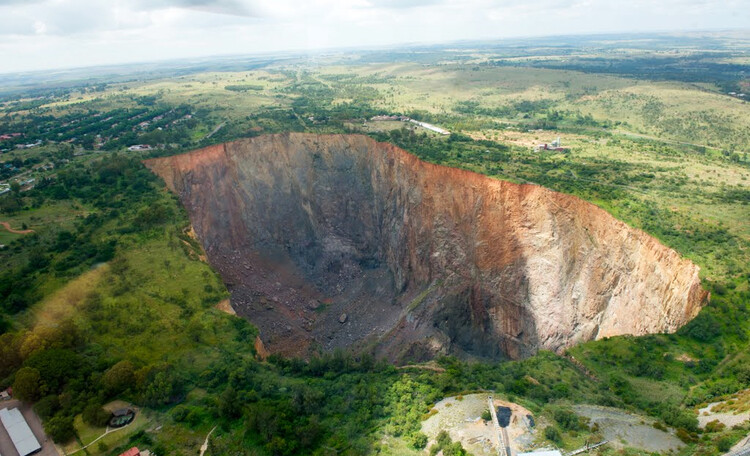 Cullinan Diamond Mine tour