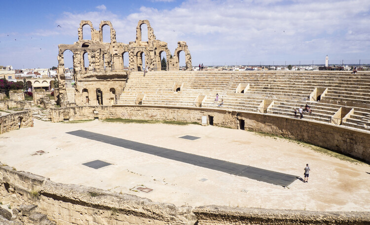 Tour of El Jem from Tunis