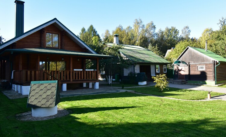 Дом «Добрый» на озере Струсто