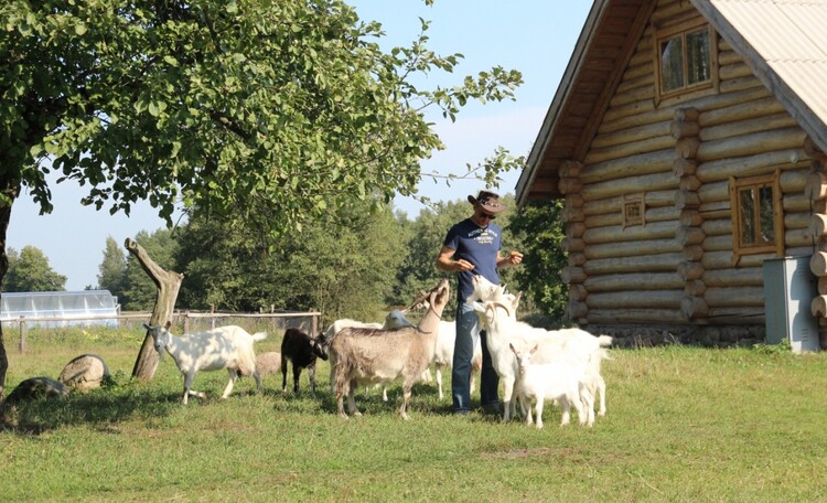 Farmhouse "Hutor Yodishki" ("Farm Edishki")