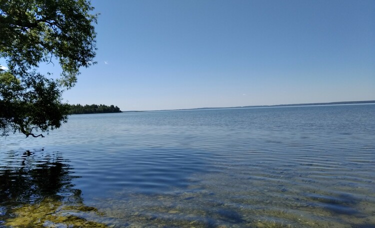 Озеро Нарочь - жемчужина Беларуси