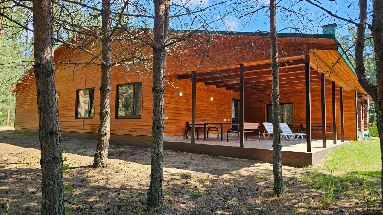 Villa Forest House в HYGGE LAKES & FOREST CLUB - на сутки в аренду - фото,  цены, адрес - Villa Forest House в HYGGE LAKES & FOREST CLUB. Снять  коттедж, дом, усадьбу