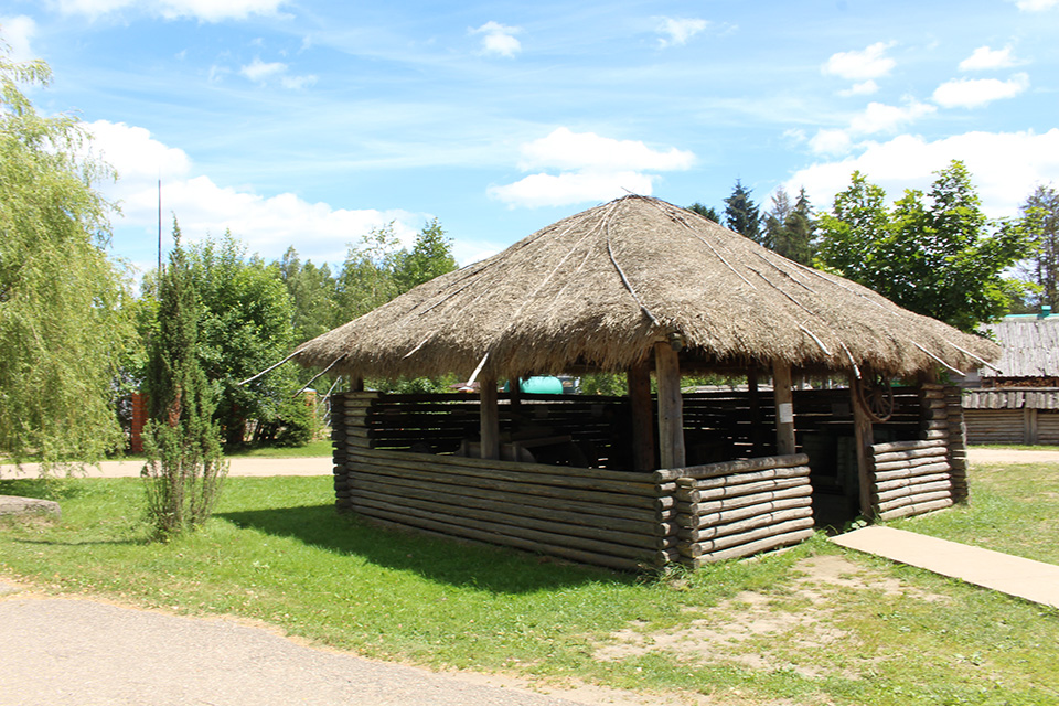 Museum of folk crafts in Dudutki