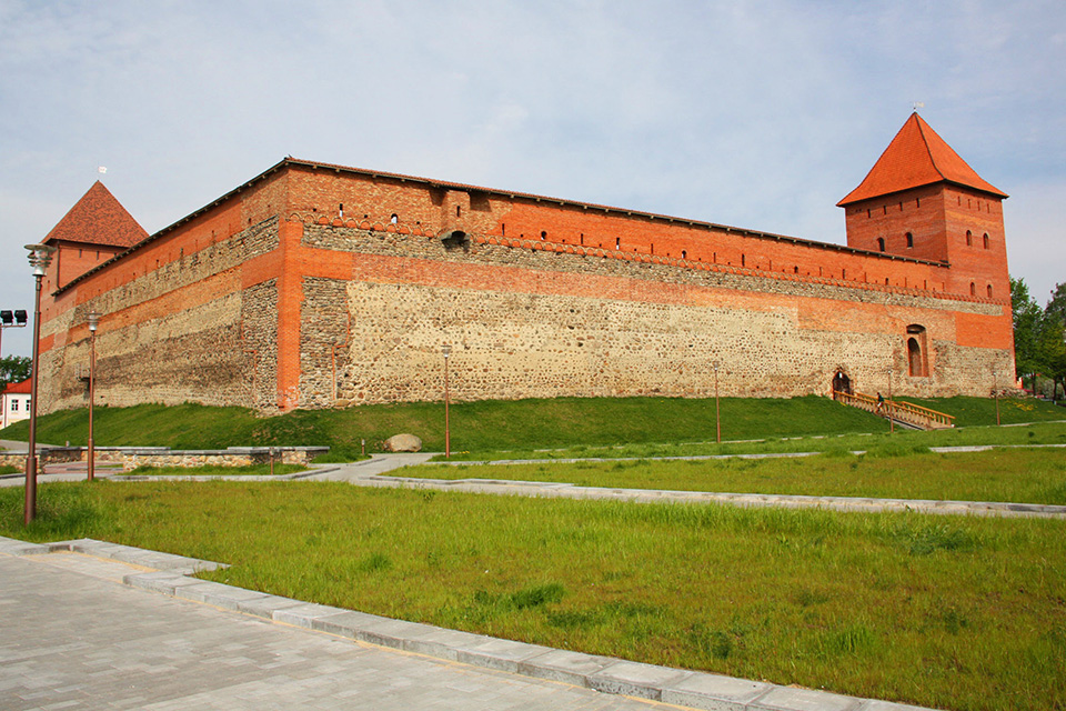 Лидский замок (Замок Гедимина)  